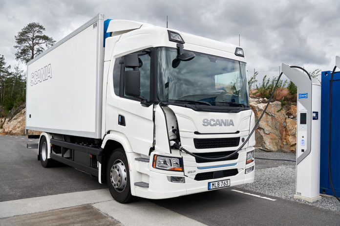 Scania presentó sus camiones eléctricos