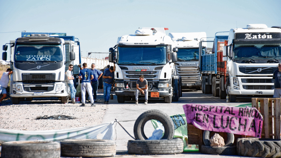 Camioneros y rehenes en Neuquen