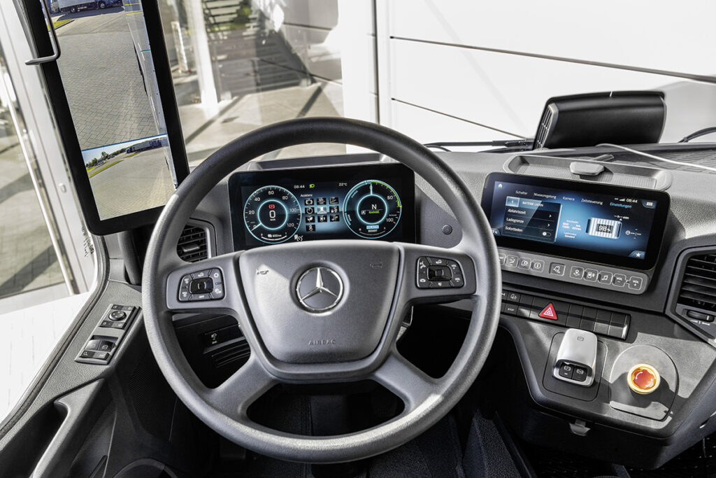 Mercedes Benz ya produce el eActros