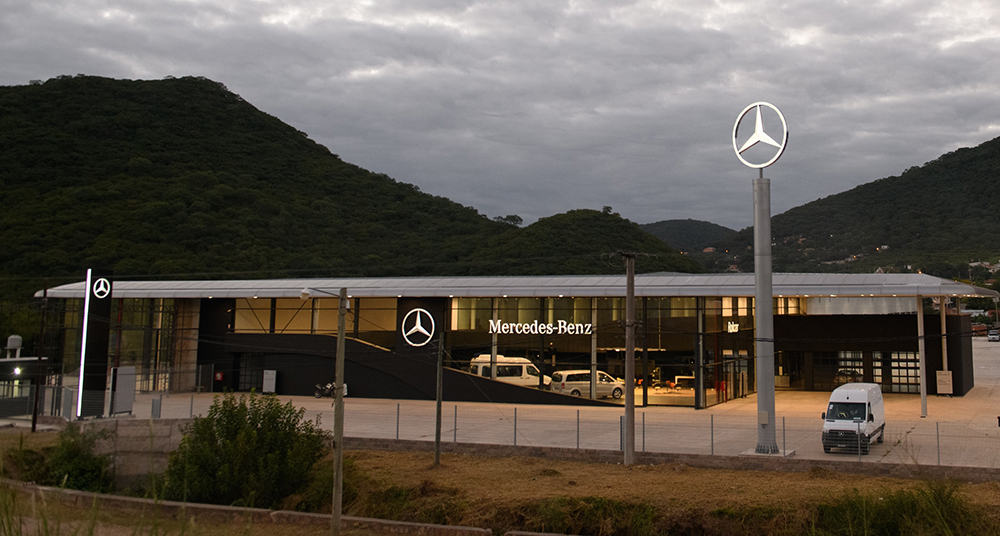 Nuevas instalaciones de Mercedes-Benz 