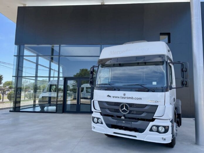 Mercedes-Benz-Camiones-y-Buses-inauguró-nuevas-instalaciones
